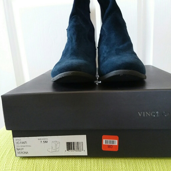 Vince Comuto blue suede ankle boots low heel - Picture 3 of 7